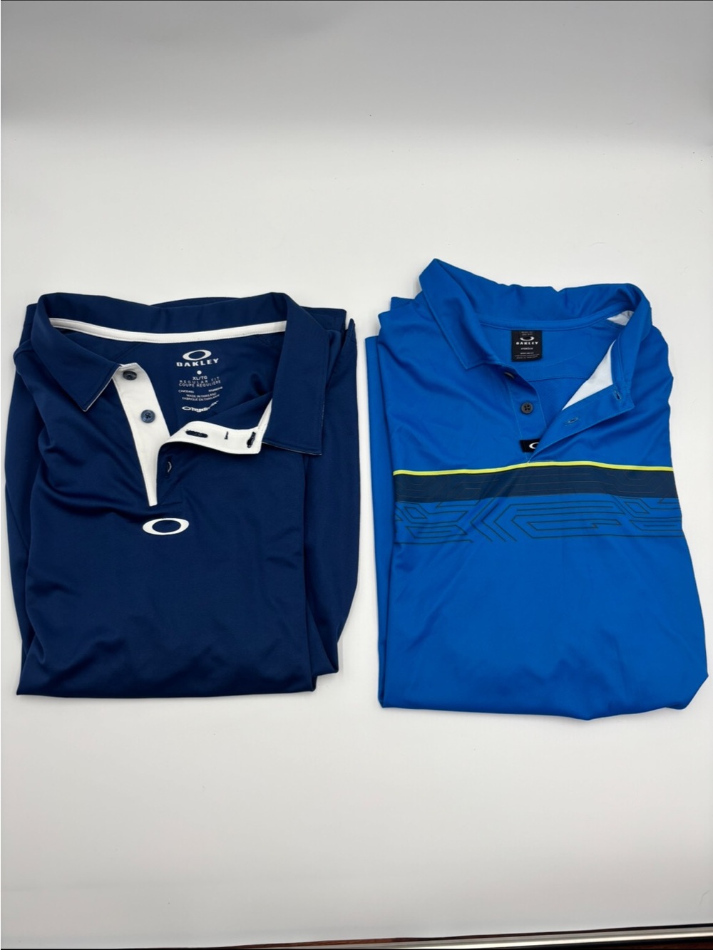Lot of Two Oakley Men's Navy white Blue Performance Polo Shirt